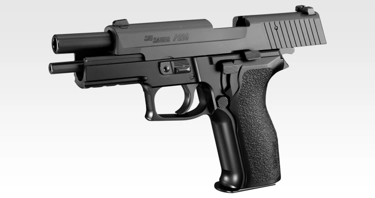 Replika Tokyo Marui Sig Sauer P226 E2 Rail GBB