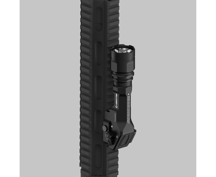 LATARKA TAKTYCZNA ARMYTEK PARMA C2IR PRO