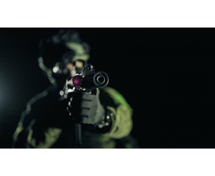 LATARKA TAKTYCZNA ARMYTEK PARMA C2IR PRO