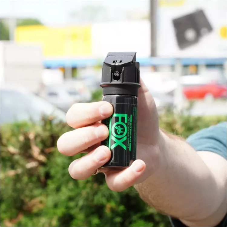GAZ PIEPRZOWY FOX LABS MEAN GREEN STRUMIEŃ 43ml