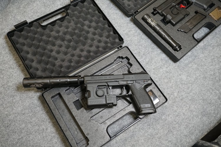 REPLIKA TOKYO MARUI SOCOM MK23 BY DEXTER