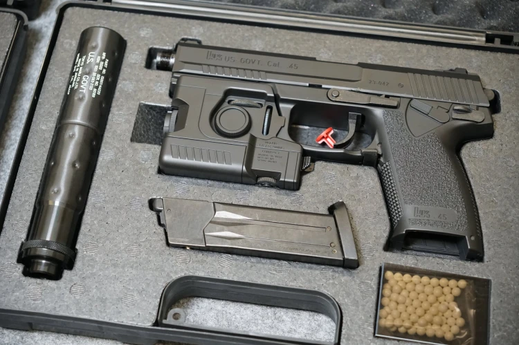 Replika Tokyo Marui Socom MK23 by Dexter