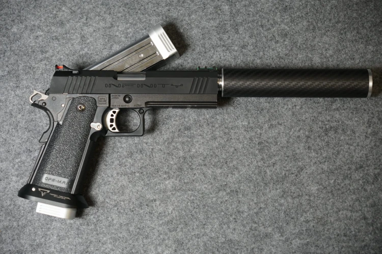 Replika Tokyo Marui Hi-Capa 4.3 by Dexter