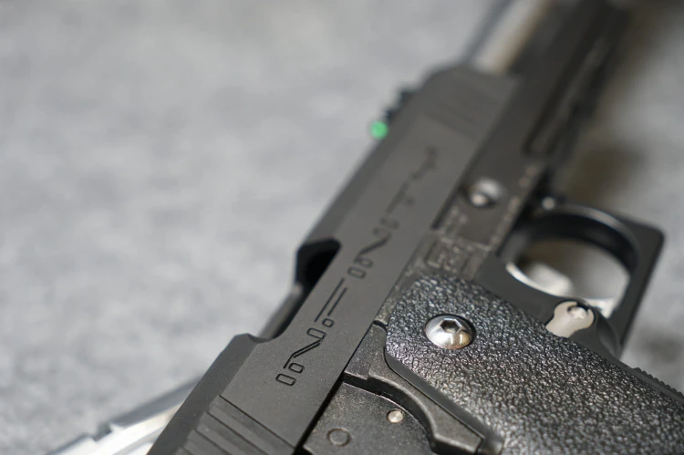 Replika Tokyo Marui Hi-Capa 4.3 by Dexter