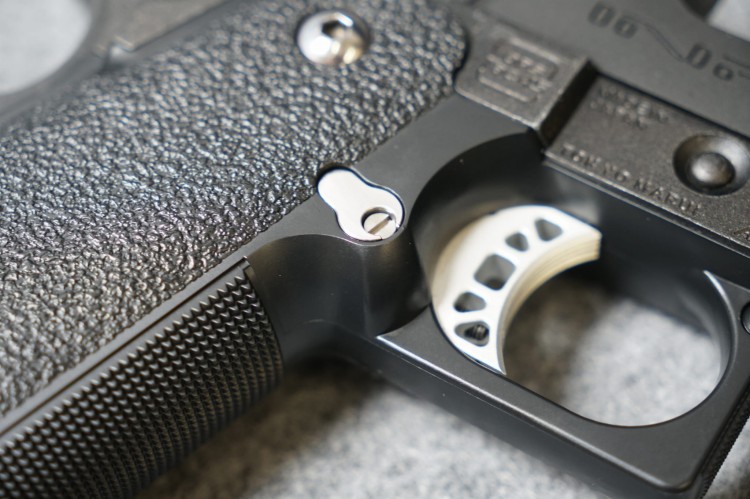 REPLIKA TOKYO MARUI HI-CAPA 4.3 BY DEXTER