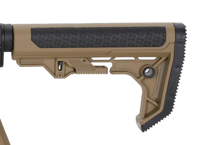 Replika Specna Arms SA-F04 Flex BLDC Half Tan ze złożoną kolbą