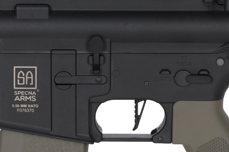 Replika Specna Arms SA-F14 Flex Gen.2 Oliwkowy - oznaczenia i spust