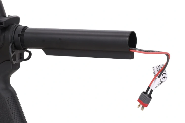 Replika Specna Arms SA-E01 Edge Gen. 2 ze zdjętą kolbą, wtyk baterii