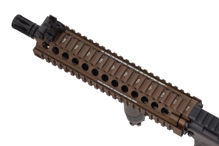 Replika Specna Arms Colt x Daniel Defense MK18 SA-P19 10.5'' Prime BLDC Aster II Chaos Bronze